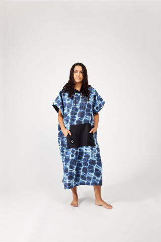 Changing Poncho - Agua Blue - S/M